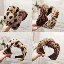 Autumn and Winter Korean Cross Knot Headband High Grade Wool Simple Styles Wide Edge Hair Hoop Leopard Print Ladies Hair Accessories