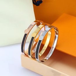 Bracelet Bangle Designer Jewelry Mens Womens Stainless Steel Jewellery Fashion Charm Cuff Silver Rose Never fade Wedding Bracelets Gold Bangles