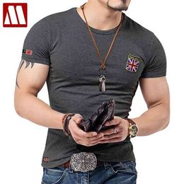 Embroidered Flag T Shirts Men Designer Clothes Vintage Military O Neck Tshirts Slim Fit Tops Fitness Fashion British Tee Shirt 210324