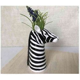 zebra vase UK - Nordic Zebra Trojan Horse Head Vase Creative Ceramics Flower Insert Art Home Decorative Animal Shape 210913