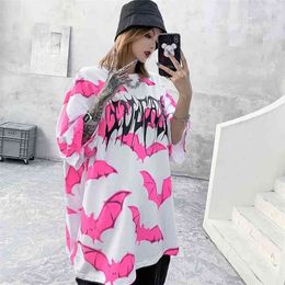 Pink Bat Graphic Tees Women Punk Shirt Gothic Oversized T Shirt Streetwear Summer Goth Clothes Oversize Tshirt Fashion Top 210324