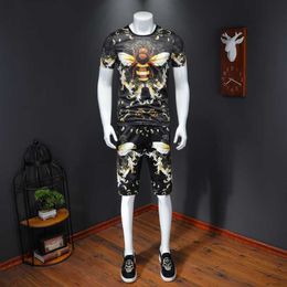 Brand Bee Print T-shirt Suit Men Tracksuit Summer Two-piece Set Tshirts+shorts Sweat Suit Casual Streetwear Clothes Ropa Hombre 210527