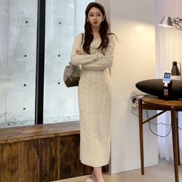 High Quality Autumn Winter Twisted Warm Sweater Dress Women V-Neck Long Sleeve Knitted Bodycon Elegant Vestidos 210529