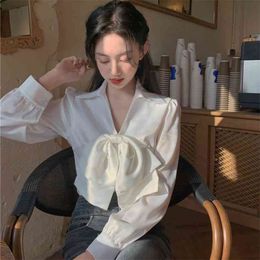 White bow blouse women's spring/summer design sense niche shirt bubble sleeves short long-sleeved top 210529