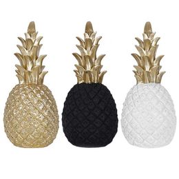 Nordic Style Resin Gold Pineapple Home Decor Living Room Wine Cabinet Window Display Craft luxurious Table Home Decoration Props 210607