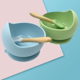 Baby Silicone Bowl Spoon Maternal Infant Feeding Cutlery Suction Cup Complementary Food Drop Proof Set B124