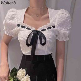 Women Blouse Summer Chic Puff Short Sleeve Shirts Streetwear Vintage Square Collar Blusas Temperament Bow Lady Tops 210519