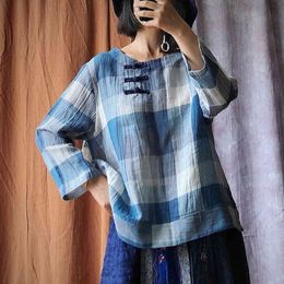 Johnature Vintage Full Sleeve Plaid Shirts O-neck Autumn Loose Women Blouses All- match Casual Retro Tops 210521