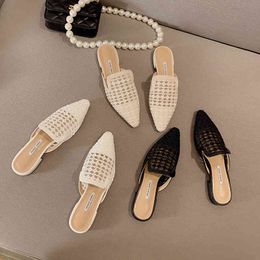 Pointed Toe Women Slippers Air Mesh Black White Beige Flats Summer Beach Shoes Mules Shoes Slides Elegant Sandals Outdoor Flats 210513