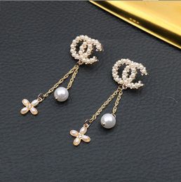 Wholesale Brand Designer Letter Stud Earring Womens Wedding Jewellery Accessories Luxury Women Crystal Rhinestone Earrings Geometric Flower Pearl Eardrop Earloop