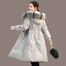 Arrival Winter Women Embroidery Padded Parkas Thicken Warm Long Coats Hooded Faux Fur Slim Lady Jacket S255 210512