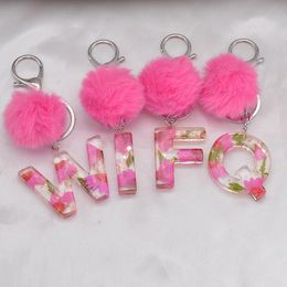 Dried Flower Letter Key chain English Alphabet Keyring with Pompom Gradient Resin Words Crafts Handbag Charms llaveros para mujer