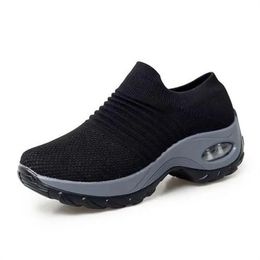 2022 large size women's shoes air cushion flying knitting sneakers over-toe shos fashion casual socks shoe WM108