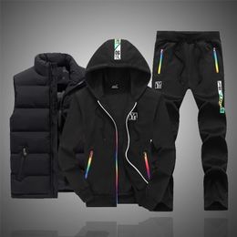 Wholesale Sweatsuits Winter Men Sets 3 Pieces Set Vest Hoodie Sweatpant Warm Casual Mens Tracksuits Designer Clothes 211222