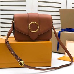 M55949 shoulder bags luxurys designers fashion purses women handbag leather buckle flap woman crossbody bag purse