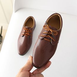 mens dress up fashion UK - Men Oxford Prints Classic Style Dress Shoes Leather Brown Yellow Coffee Lace Up Formal Fashion Business