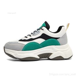 Correndo Womens Shoes Homem 2021 Esportes Casuais Moda Cinza Verde Vermelho Branco Outdoor Jogging Size