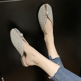 36-45 Chinelos de personalidade da moda verão versáteis sola macia net celebridade sandália pérola preguiçosa lindos sapatos femininos