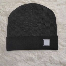 QZqDQ Tartan Pattern Unisex Fashion Knitted Hat Luxury Hip-Hop Cap 