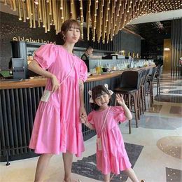 Summer mom and girls fashion pink puff sleeve dress Cotton Family Matching princess dresses 210724