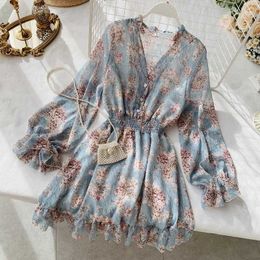 2021 new fashion women's French dress female temperament V-neck long-sleeved chiffon floral dresses Y0603