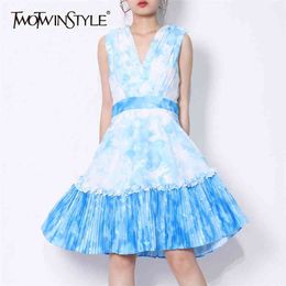 Summer Print Dress For Women V Neck Sleeveless High Waist Blue Dresses Female Fashion Clothing Stylish 210520