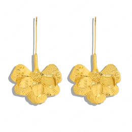 Vintage Leaf Earring for Women Fashion Charm Gold Colour Flower Metal Dangle Earrings Statement New Jewellery Party