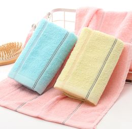 The latest 70X32CM size towel, weak twist stripe style selection, thick and absorbent soft facial cleansing towels