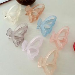 Butterfly Claw Clamps Sweet Hair Clips Resin Clamps Barrettes Styling Tools Women Fashion Ponytail Hair Accessories