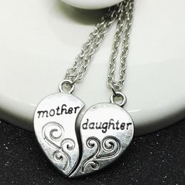 Pendant Necklaces 2021 Mother And Daughter Love Heart Letters Creative Stitching For Mothers Day Gifts Jewellery