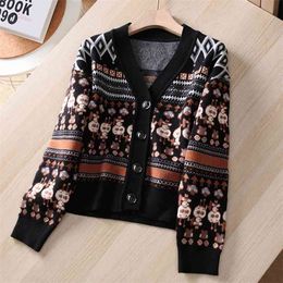 Women Fashion Oversized Jacquard Knitted Sweater Cardigan Coat Vintage Long Sleeve Single-Breasted Female Outerwear Chic Tops 210514