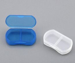 -Viagem portátil Mini Caixa de Pílula Plástica Caixa Medicina 2 Compartimentos Jóias Peças Peças Organizador Armazenamento Caixa