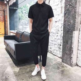 2021 New Summer Striped Short-sleeved Suit Male Korean Fashion Casual Short-sleeved Shirt Summer T-shirt Two-piece Suit G1222