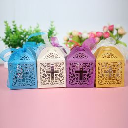 -100pcs/Lot Cross Candy Boxes Gäste Geschenkbox Verpackung Babypted Hochzeit Taufe Geburtstagskommunion Taufe Osterdekora