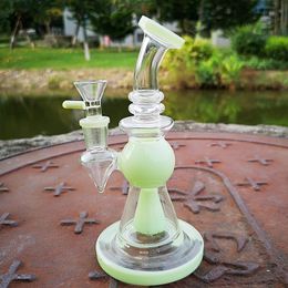 Heady Glass Bongs Hookahs 14mm Female Joint Short Neck Mouthpiece Water Pipe Showerhead 4mm Thick Pyramid Design Oil Dab Rig