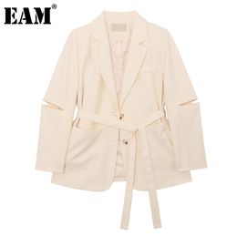 [EAM] Women Beige Black Big Size Sashes Hole Blazer Lapel Long Sleeve Loose Fit Jacket Fashion Spring Autumn 1DD6890 21512