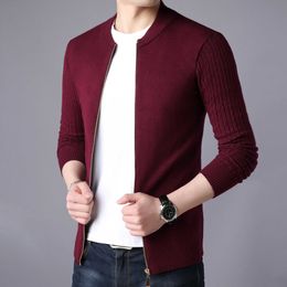 2020Autumn Winter Men's Sweater Male Jacket Solid Colour Sweaters Knitwear Warm Sweatercoat Cardigans Men Clothing Y0907