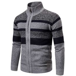 autumn Winter cardigan men striped knitted cardigan men's winter jacket coat zipper cardigan Warm Knitted Sweater 211008