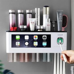 Magnetic Adsorption Toothbrush Holder Automatic Toothpaste Squeezer Home Storage Shelves Wall-Mounted Bathroom Accessories Sets 210904