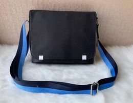 Mikoms District Men Crossbody Shoulder Bag Luxury Designers Bags Top-quality Brand Business Briefcase Famous Bookbag