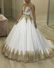 2022 Luxury Bling Dubai White Gold Wedding Dresses Bridal Formal Gowns Sheer Long Sleeves Off Shoulder Bateau Neck Appliqued Spark2569