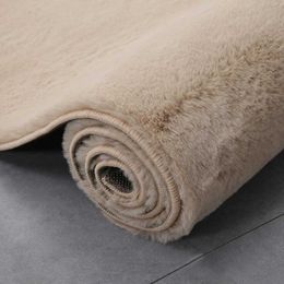 Imitation Rabbit Fur Carpet Comfortable Soft Plush Rug Modern Simple Bedroom/living Room Balcony Cushion Solid Colour Sofa Mat 210928