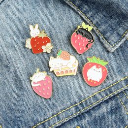 Pink Color Rabbit Strawberry Enamel Brooches Pin for Women Fashion Dress Coat Shirt Demin Metal Funny Brooch Pins Badges Promotion Gift