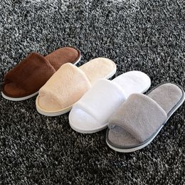 Indoor Slippers Korean Simple Style Coral Velvet Slippers Non-disposable Home Hospitality Classic Skin-friendly Flip Flop Y1120