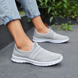 Trainers Newest Sport Mens Womens Running Shoes Grey Black Blue Red White Sunmmer Thick-soled Flat Runners Sneakers Code: 12-7696 85633