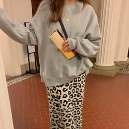 Fashion women's suit autumn and winter solid color split velvet sweater + leopard print skirt 210520