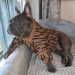 Dog Sweater Luxury Designer Dog Clothes for Medium Dogs Warm French Bulldog Schnauzer Corgi Woolen Clothes Pet Costume ZY3017 211106