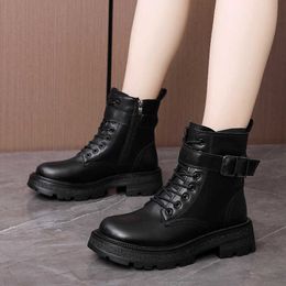 Shoes Med Heel Boots Round Toe Lace Up Luxury Designer Winter Footwear Boots-Women Ankle Autumn Flat Leather Rubber Riding Rock Y1018