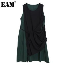 [EAM] Women Irregular Contrast Colour Bandage Dress Round Neck Sleeveless Loose Fit Fashion Spring Summer 1DD8552 21512