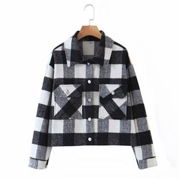 Vintage Woman Oversized Plaid Patchwork Short Woolen Coat Spring Fashion Ladies Loose Soft Jackets Female Chic Outwear 210515